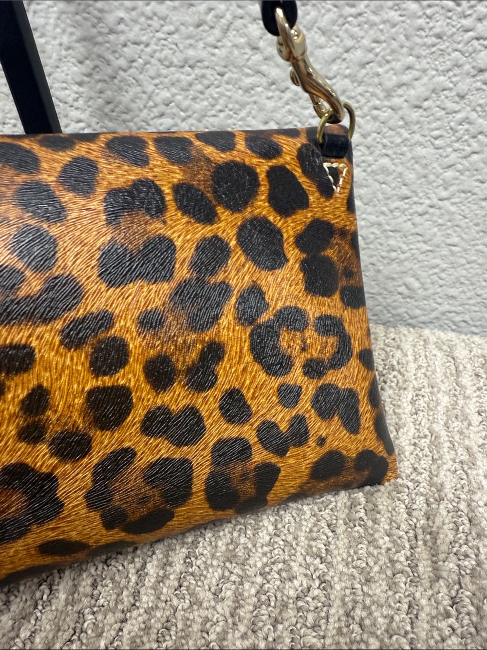 Dooney & Bourke Leopard Print Fold-Over Shoulder Bag/Clutch - Black Strap - Picture 5 of 9